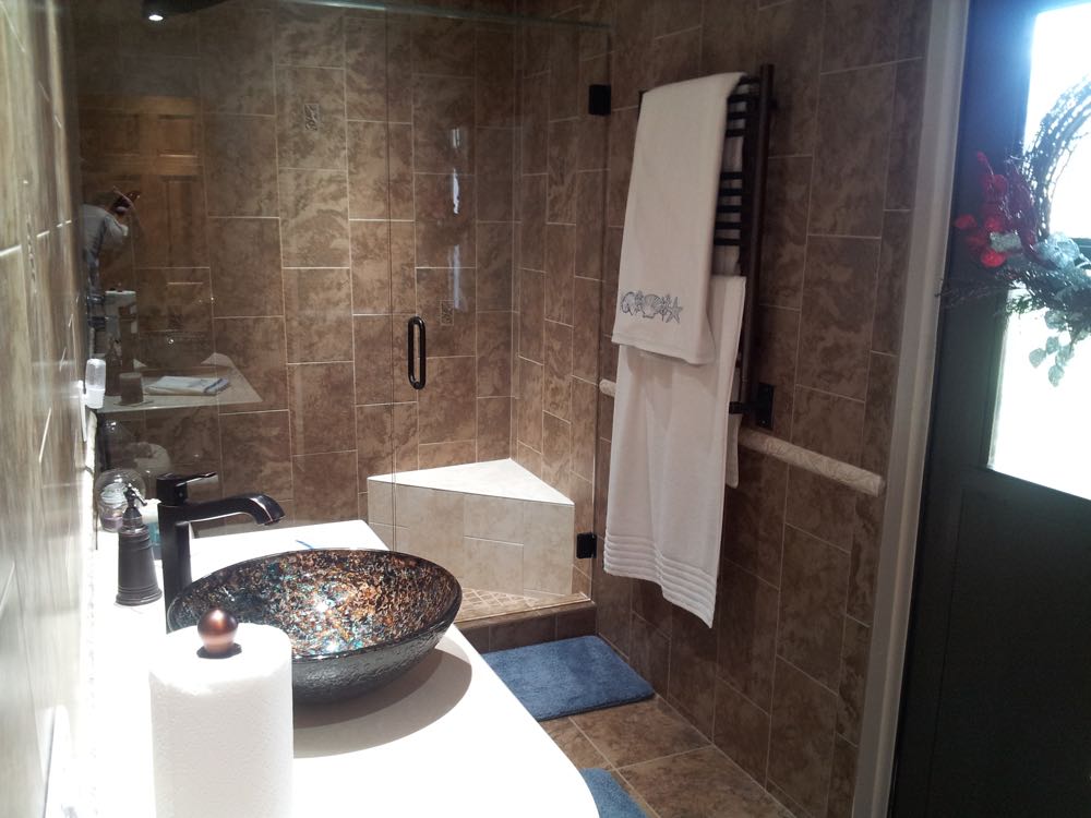 Bathroom-remodel-Vinoy-Bourgoing-Construction