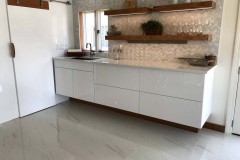 Kitchen-Belleair-Modern-Design-counter